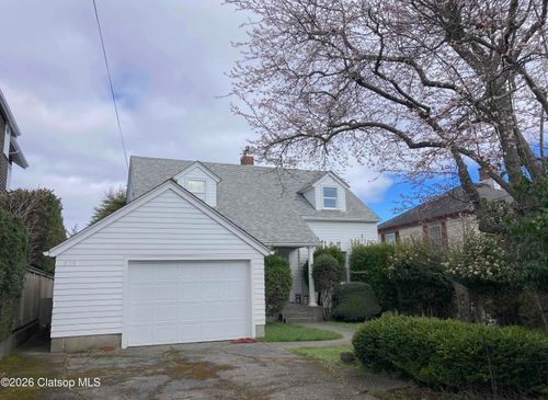 538 Kensington Ave, Astoria, OR, 97103-4919 | Card Image