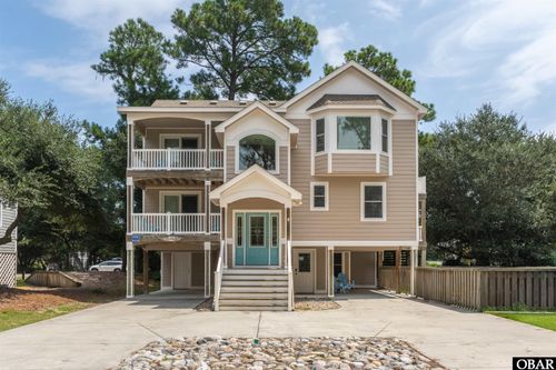 1111 Austin St, Corolla, NC, 27927-9680 | Card Image