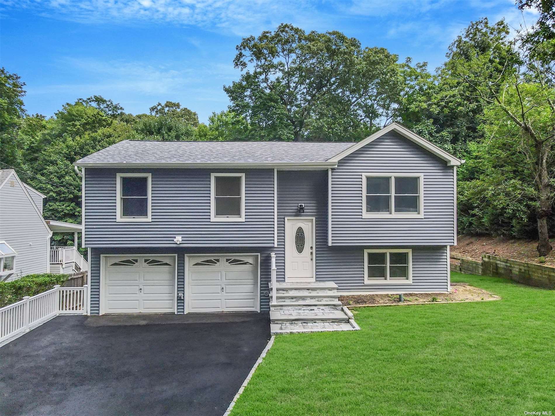 Melrose Ave, East Northport, NY 11731