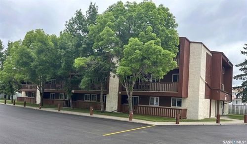 417-1580 Olive Diefenbaker Dr, Prince Albert, SK, S6V7M6 | Card Image