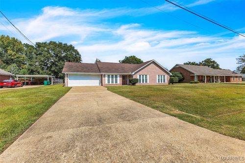4211 Willowbrook Dr, Millbrook, AL, 36054-1967 | Card Image