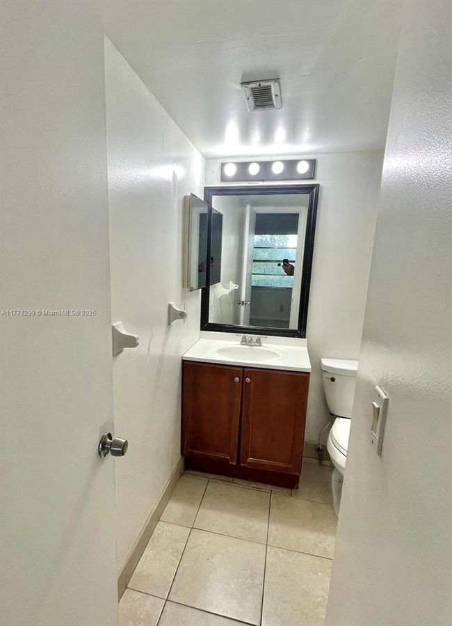 11562 - 11562 Royal Palm Blvd, Condo with 2 bedrooms, 2 bathrooms and null parking in Coral Springs FL | Image 10