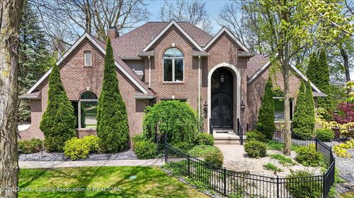 2032 Birch Bluff Dr, Okemos, MI, 48864-5964 | Card Image