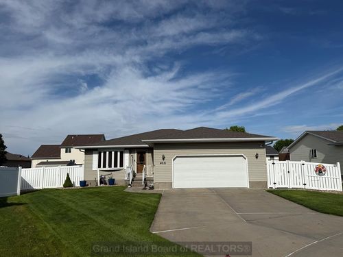 4031 Sacramento Circle, Grand Island, NE, 68803 | Card Image