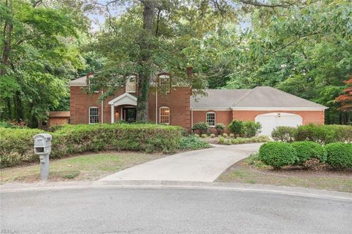 1433 Williams Cir, Suffolk, VA, 23434-7538 | Card Image