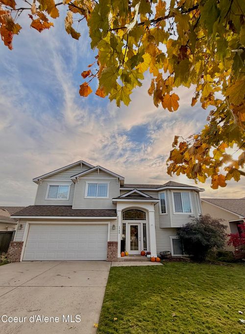 1744 N Chehalis St, Post Falls, ID, 83854-5346 | Card Image