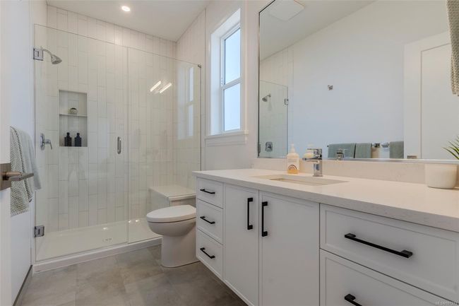 117 - 1234 Viewtop Rd, Townhouse with 2 bedrooms, 2 bathrooms and 12 parking in Duncan BC | Image 9