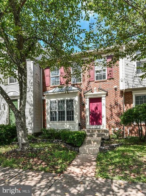 6046 Raina Dr, CENTREVILLE, VA, 20120-3446 | Card Image
