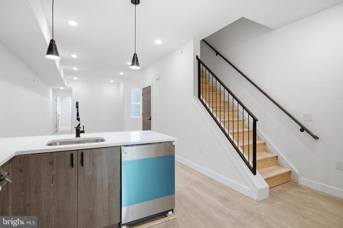 3-2346 N 16th St, Philadelphia, PA, 19132-4401 | Card Image