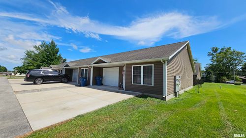 1302 N Fair St, Marion, IL, 62959-3700 | Card Image