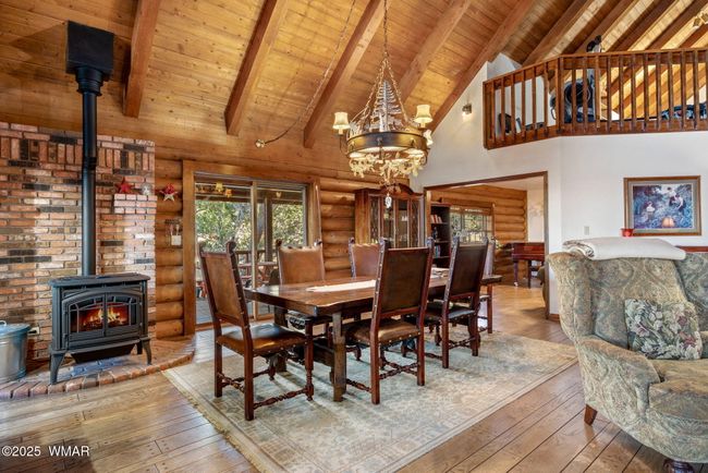 Dining Area | Image 10