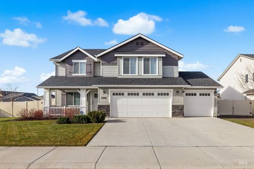 2999 N Night Owl Ave, Kuna, ID, 83634-3582 | Card Image