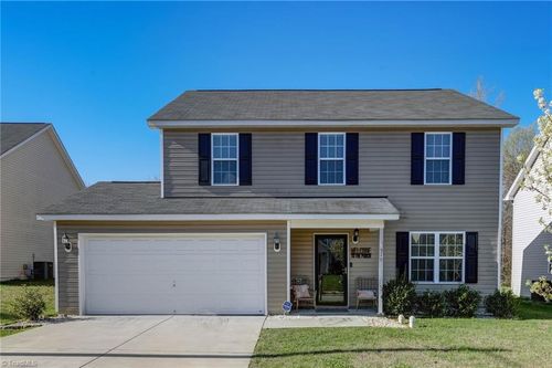 510 Menlo Park Rd, Greensboro, NC, 27405-7638 | Card Image