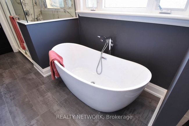 68 Mountain Brow Blvd, House other with 6 bedrooms, 6 bathrooms and 8 parking in Hamilton ON | Image 18