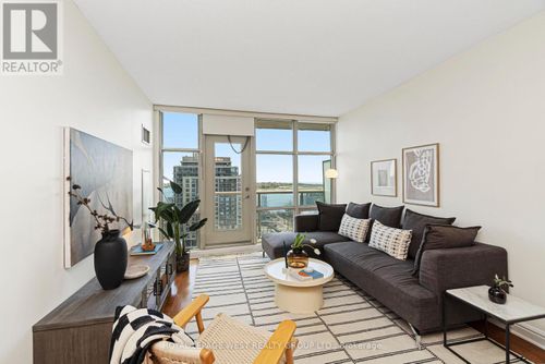 1510-35 Mariner Terrace, Toronto (Waterfront Communities), ON, M5V3V9 | Card Image