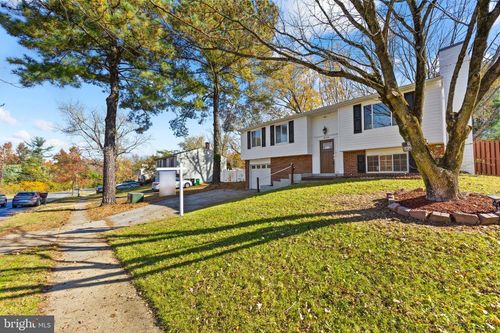 8600 Temple Hill Rd, CLINTON, MD, 20735-2452 | Card Image