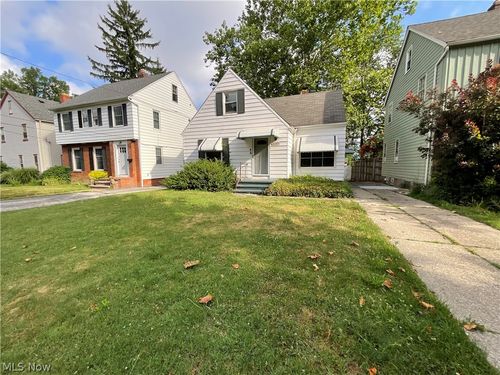 3709 Woodridge Rd, Cleveland Heights, OH, 44121-1843 | Card Image
