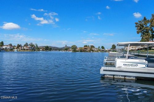 3728 Summershore Ln, Westlake Village, CA, 91361-4220 | Card Image