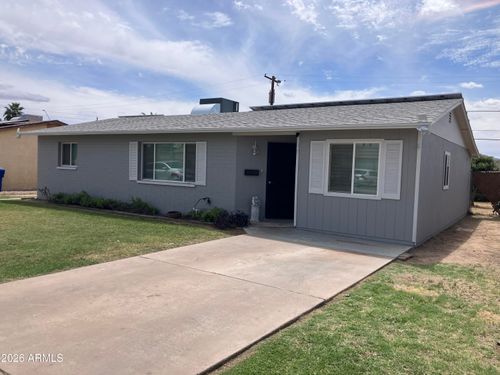 15 W Lawrence Blvd, Avondale, AZ, 85323-1836 | Card Image