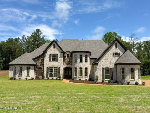 11306 Vickis Ln, Olive Branch, MS, 38654-1496 | Card Image
