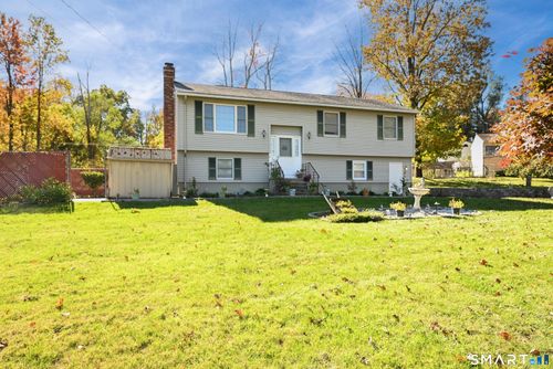 2 Ken Oaks Dr, Danbury, CT, 06810 | Card Image