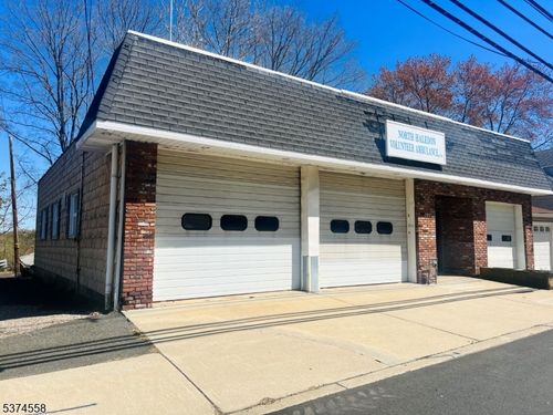 792 Belmont Ave, North Haledon, NJ, 07508-2353 | Card Image