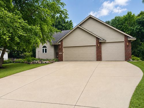 856 Bridle Creek Ln, Jordan, MN, 55352-1854 | Card Image