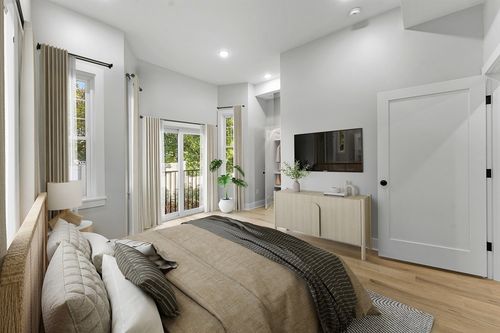 b-115 Thurston St, Somerville, MA, 02145-2847 | Card Image