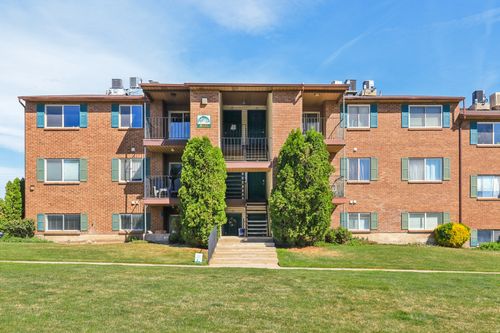 20-4120 Oak Meadows Dr, Salt Lake City, UT, 84123-1188 | Card Image