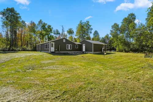 3813 Poplar Ave, White Cloud, MI, 49349-9205 | Card Image