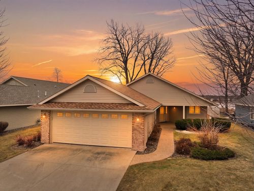 321 15th Ave Nw, Willmar, MN, 56201-2218 | Card Image