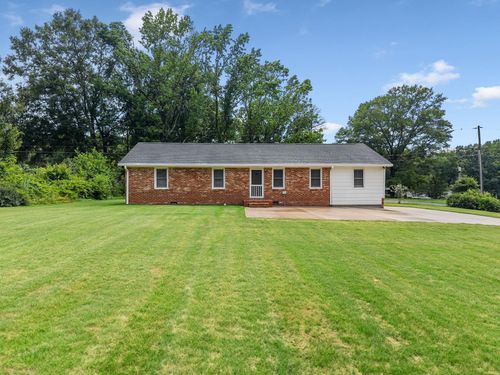 175 Foster St, Cowpens, SC, 29330-9782 | Card Image