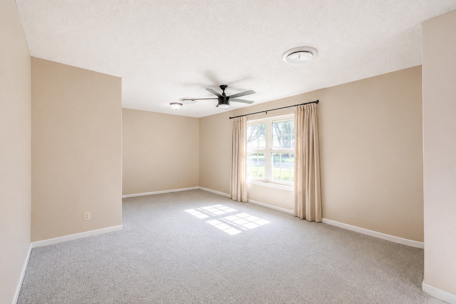 Residential in Eastland 3