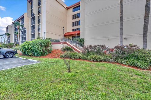 apt-224-21405 Olean Blvd, PORT CHARLOTTE, FL, 33952-6872 | Card Image