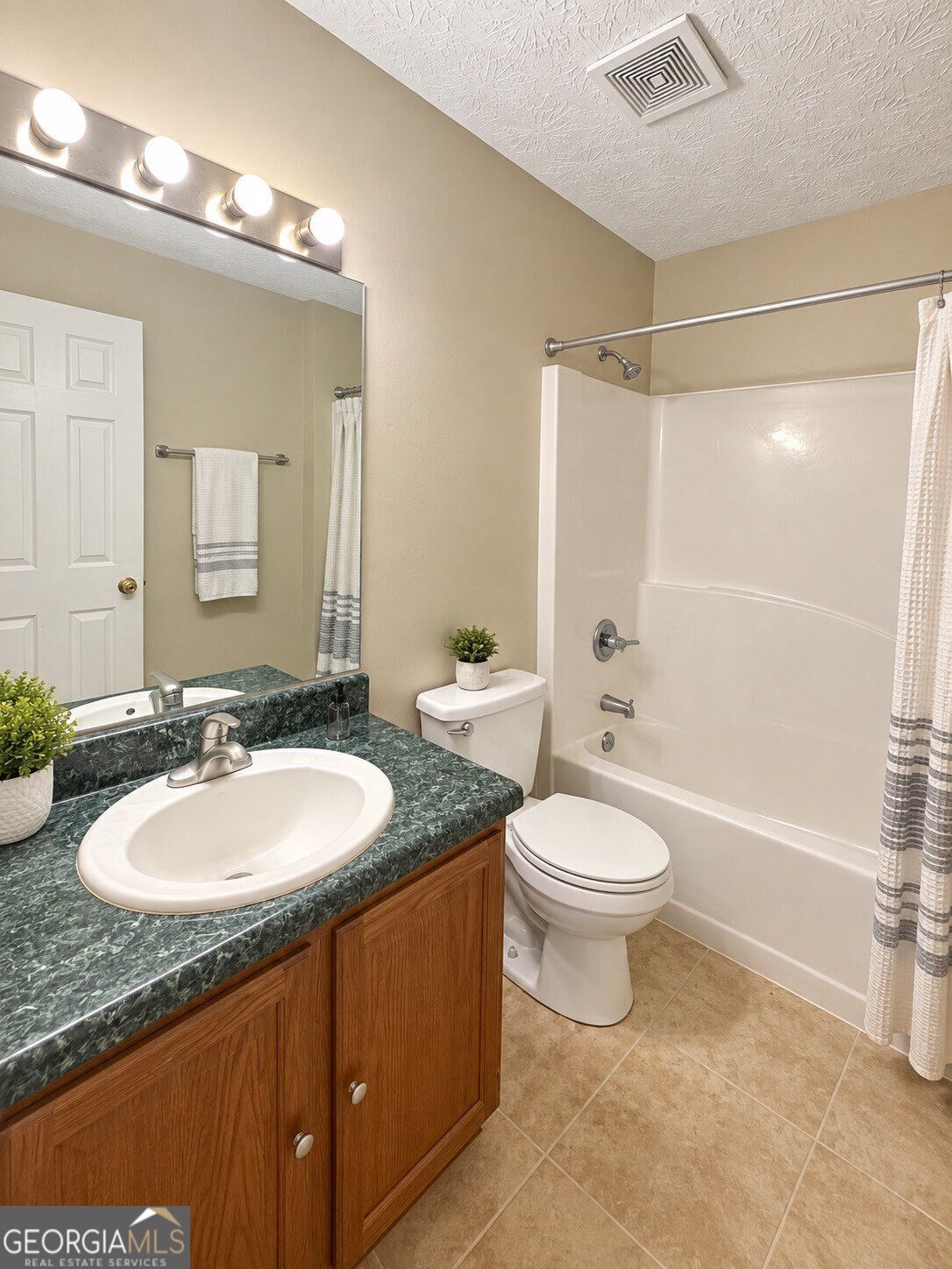 Residential in Lithonia 3