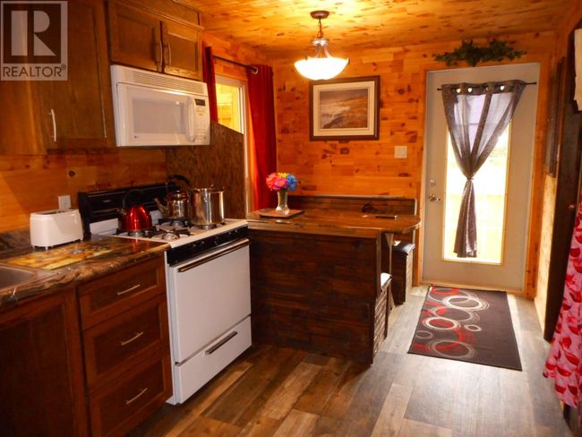 00 W Bottom Rd, Home with 3 bedrooms, 1 bathrooms and null parking in Springdale NL | Image 5
