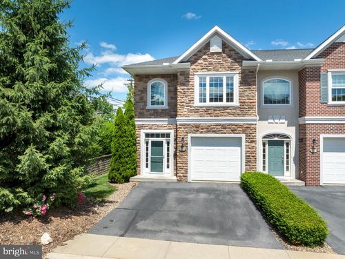 252 Wiltree Ct, STATE COLLEGE, PA, 16801-8624 | Card Image
