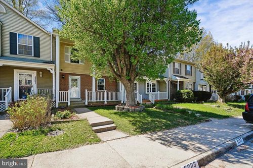 5203 Quince Ct, Woodbridge, VA, 22193-4519 | Card Image
