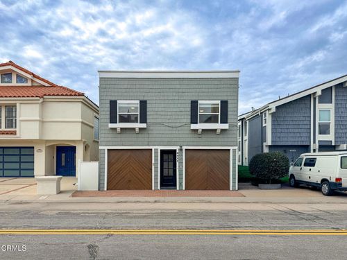 4027 Ocean Dr, Oxnard, CA, 93035-3939 | Card Image