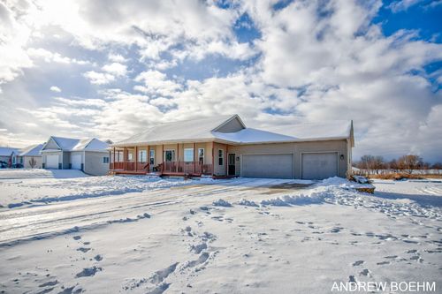 2521 Air Park Dr, Zeeland, MI, 49464-9409 | Card Image