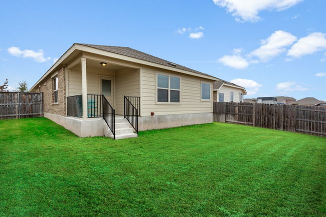The backyard is the perfect size for running and playing or just relaxing! | Image 17