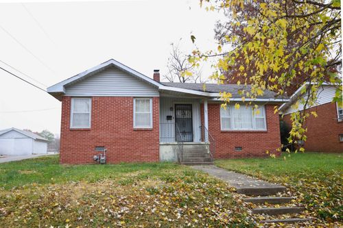 121 S 12th St, Paragould, AR, 72450-4120 | Card Image