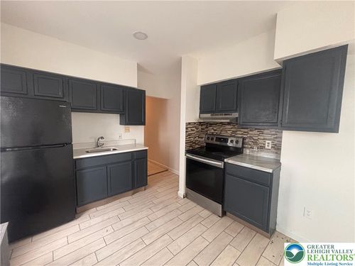 2-718 N 10th Street, Allentown City, PA, 18102 | Card Image