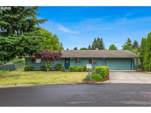 8315 Nw 7th Ave, Vancouver, WA, 98665-7814 | Card Image