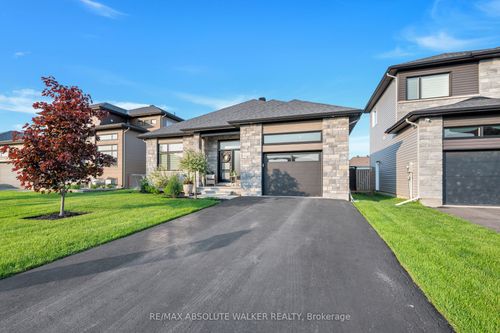 224 Versaille St, Wendover, ON, K0A3K0 | Card Image