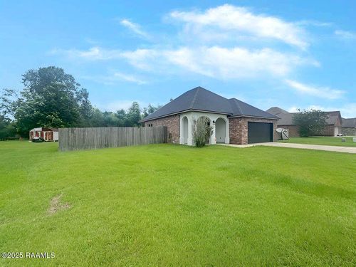 1141 Bridgetowne Ln, Breaux Bridge, LA, 70517-8144 | Card Image
