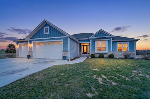 8495 Ridgeway Court, Pleasant Prairie, WI, 53158 | Card Image