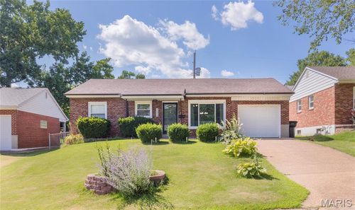 7373 Marwinette Ave, Saint Louis, MO, 63116-3037 | Card Image