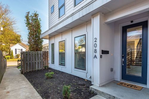 a-208 Myrtle St, Nashville, TN, 37206-4048 | Card Image