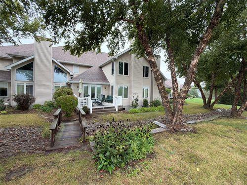 b-616 Bos Landen Drive, Pella, IA, 50219 | Card Image